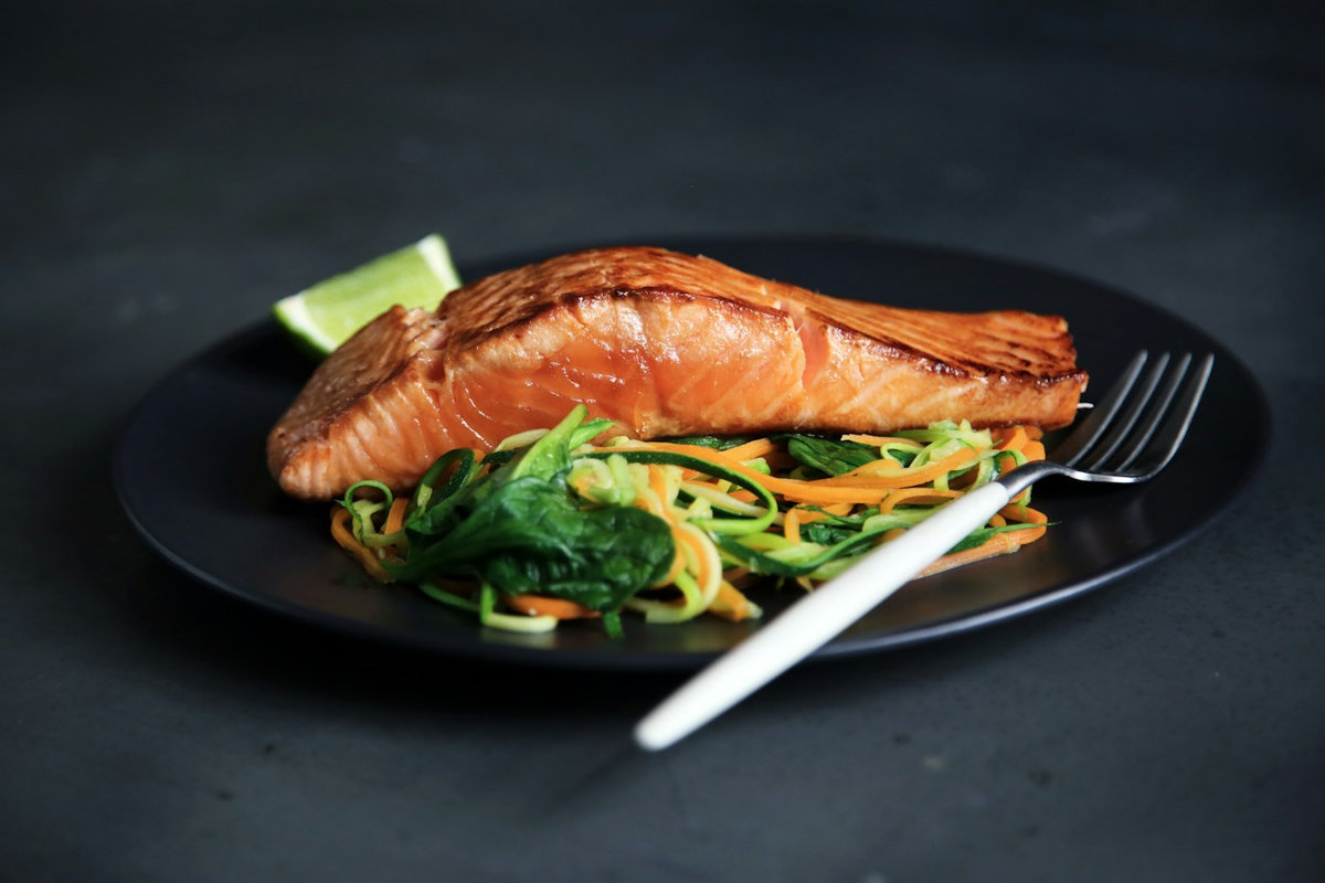 Air Fryer Frozen Salmon Fillets (No Thawing Needed) ingredients and preparation setup