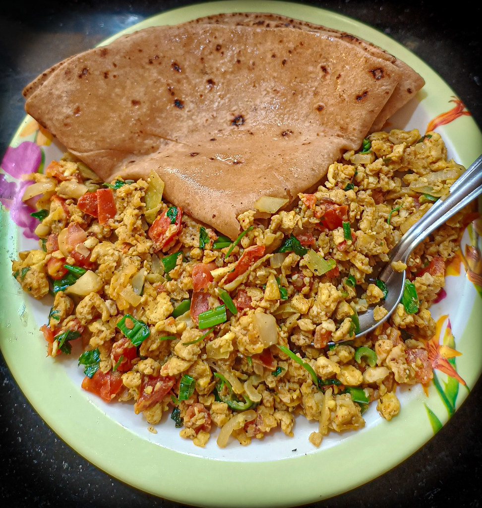 Egg Bhurji with Paratha: A Spicy and Filling Breakfast for Work