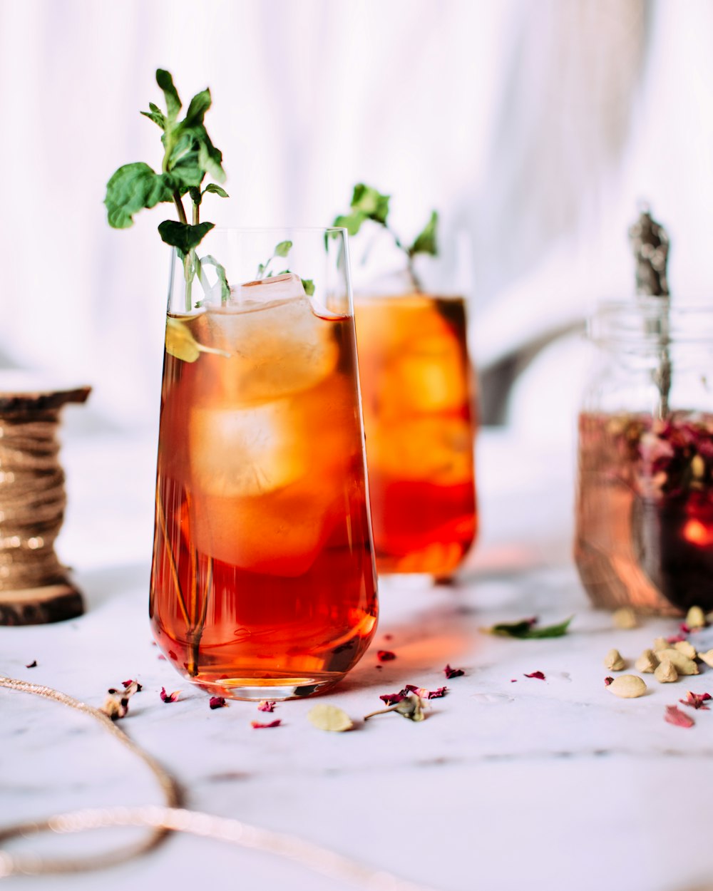Easy Peach Iced Tea Recipe with Fresh Peaches